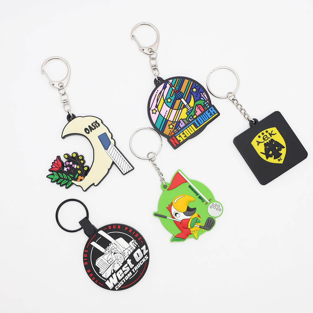 Customized Keychains Soft Pvc Car Cartoon Logo 3D Rubber Gift Key Chain Custom Logo Letter Keychain